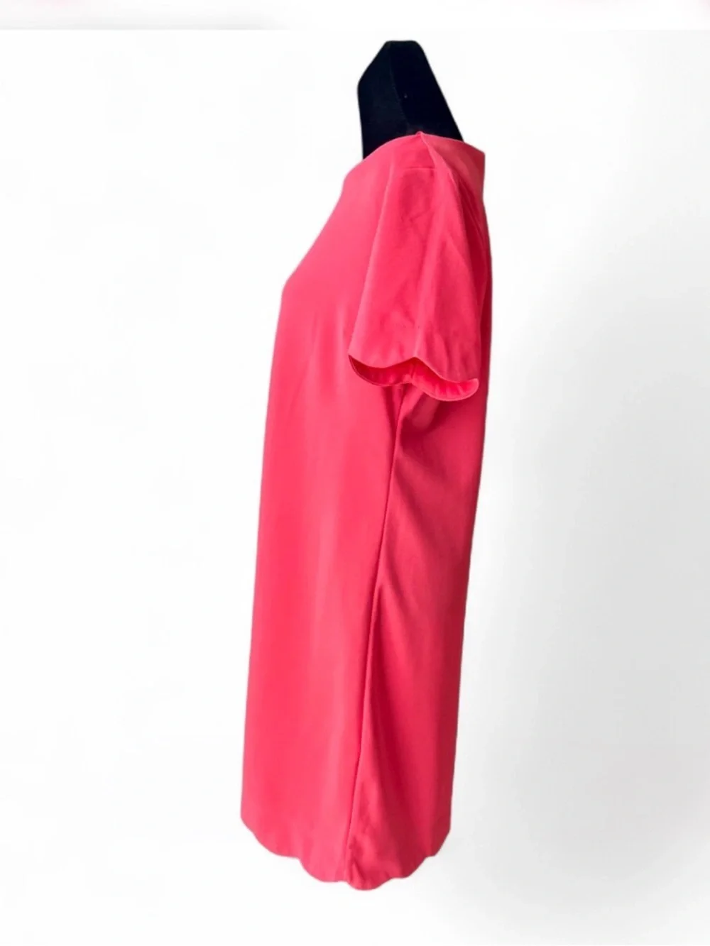 MONTEAU Scoop Neck Dress M, in Salmón Color, Pull-Up Short Sleeves W/Waves Trim
